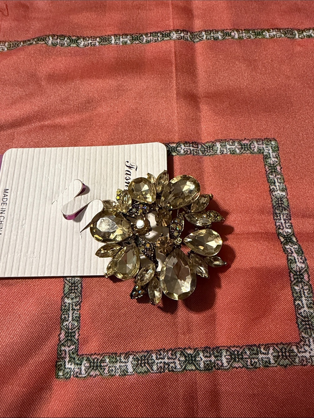 Crystal Floral Brooch Pin in Pale Gold -099